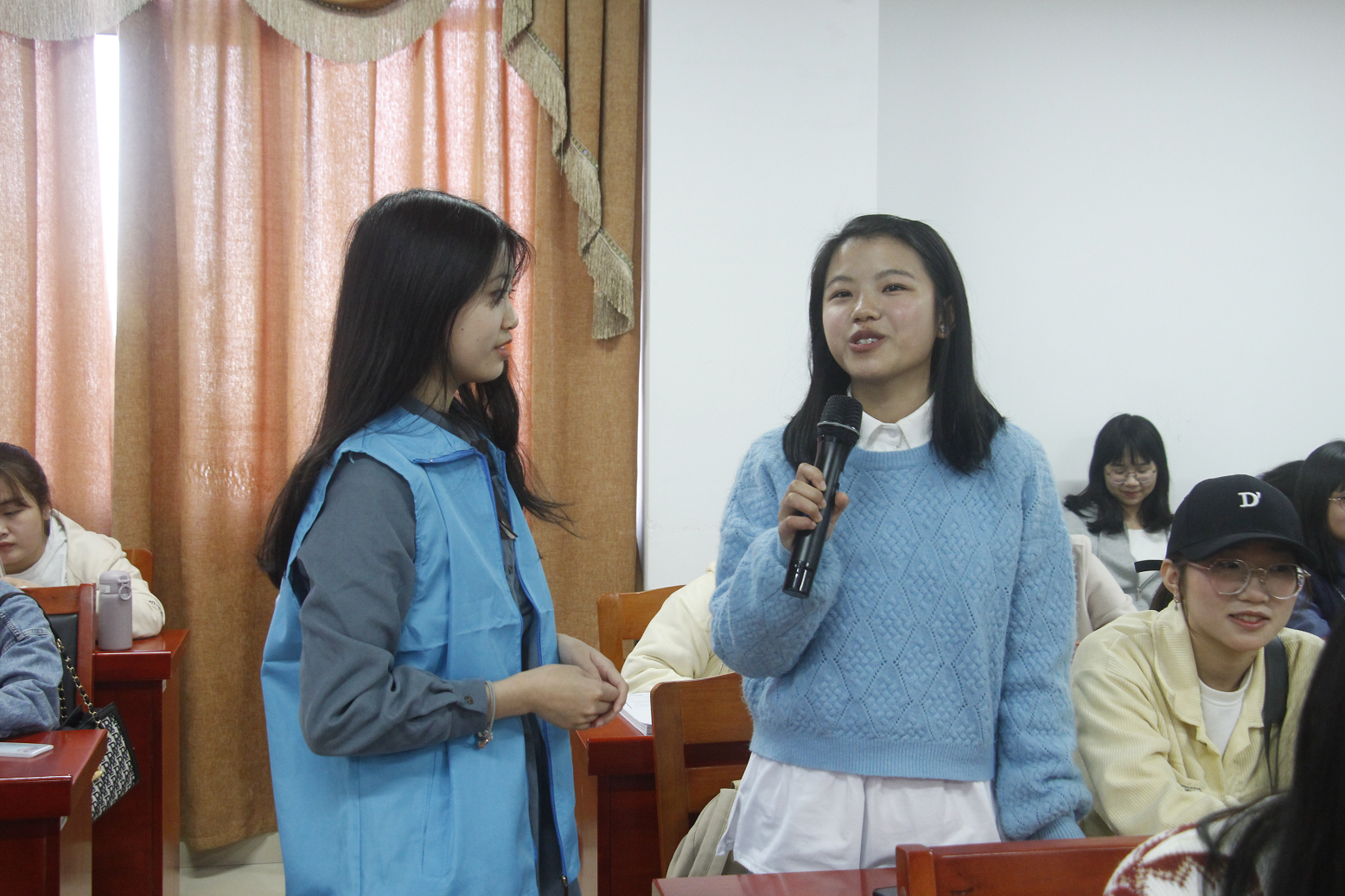 fa308804777f41a1a3244848403d3582.png fa308804777f41a1a3244848403d3582.png