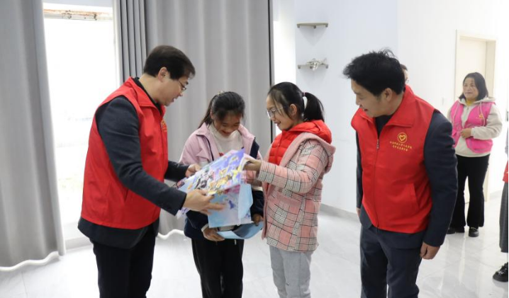 0e8dc38089f94ee8bfc6f151f066ce4a.png 0e8dc38089f94ee8bfc6f151f066ce4a.png