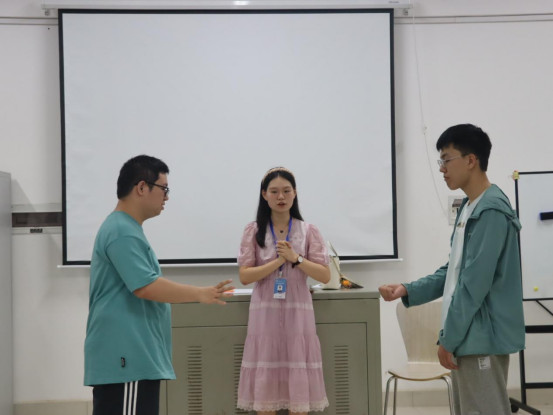 cb56b41dd2364fa5ba3fe5d0b2f35ee5.png image.png