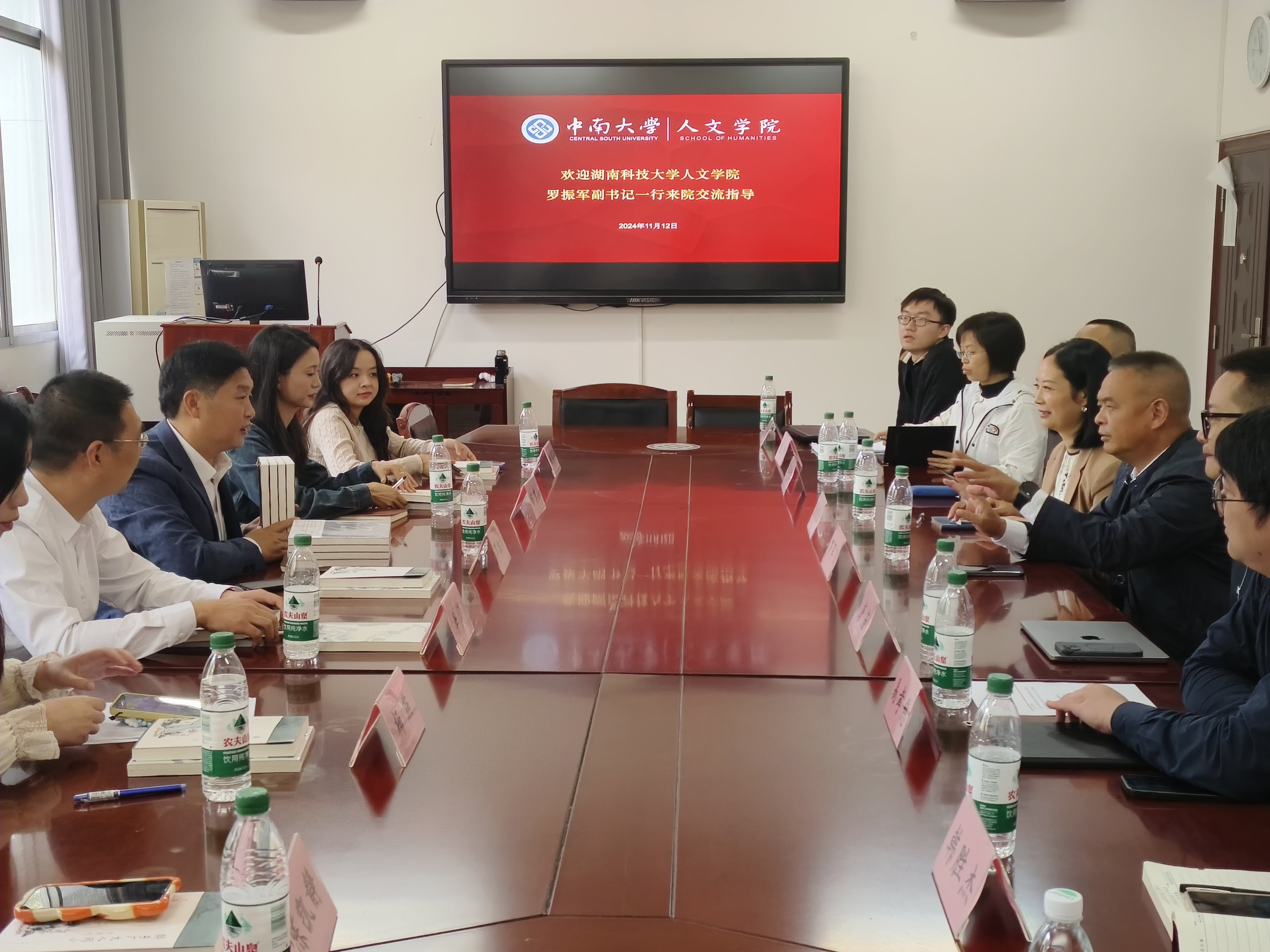 159bd3e87bfd4cf99845ffb0939cdeb8.jpg 159bd3e87bfd4cf99845ffb0939cdeb8.jpg